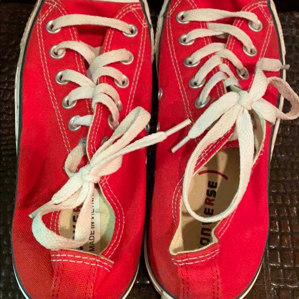 Red Converse - Picture 4 of 4